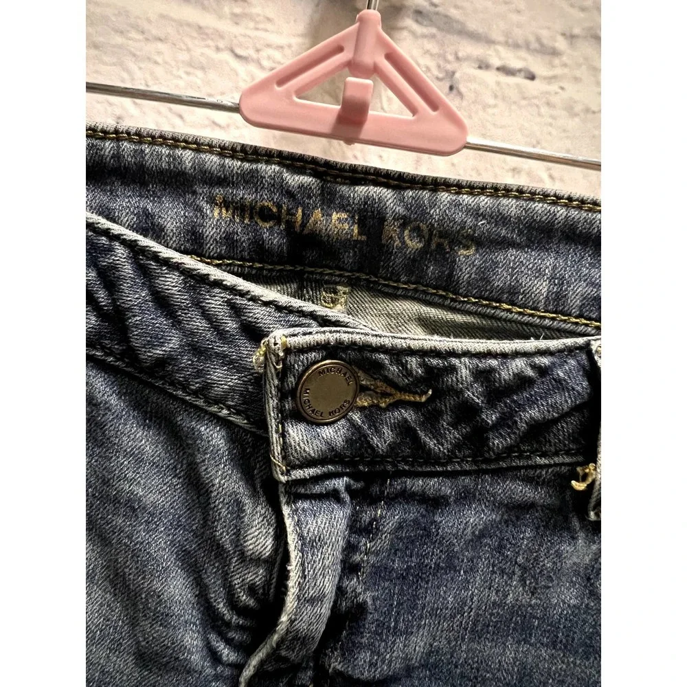 MK Jeans- Light/ Medium Wash - Picture 2 of 6